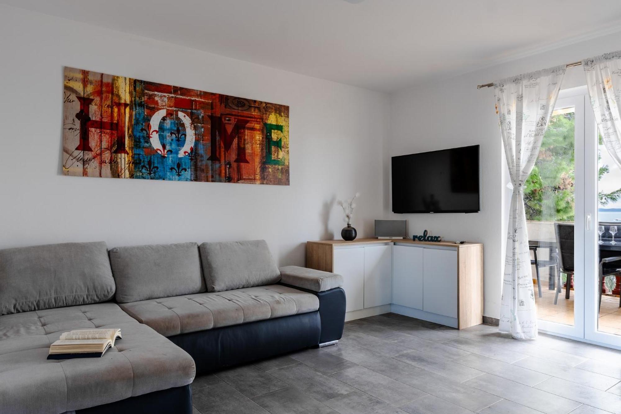 Apartments Strand Vir Exterior photo