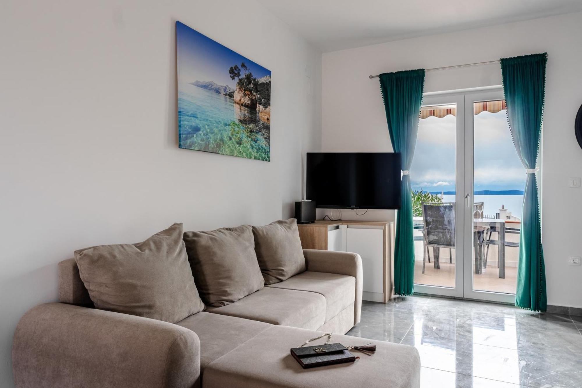 Apartments Strand Vir Exterior photo